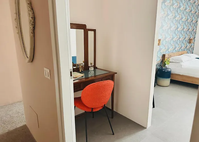 Apartment Trasteverehome - Cisterna Secrets At The Heart Of Trastevere