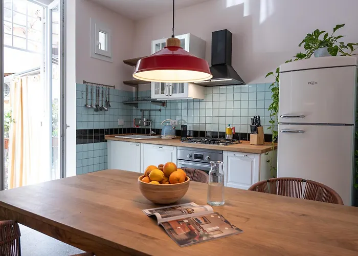 Trasteverehome - Cisterna Secrets At The Heart Of Trastevere Apartment