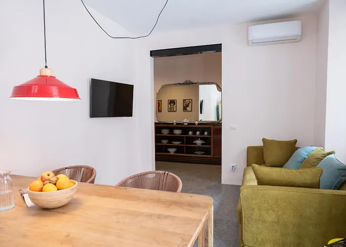 Apartment Trasteverehome - Cisterna Secrets At The Heart Of Trastevere *