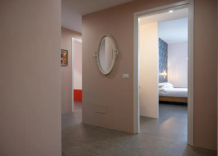 Trasteverehome - Cisterna Secrets At The Heart Of Trastevere Apartment *