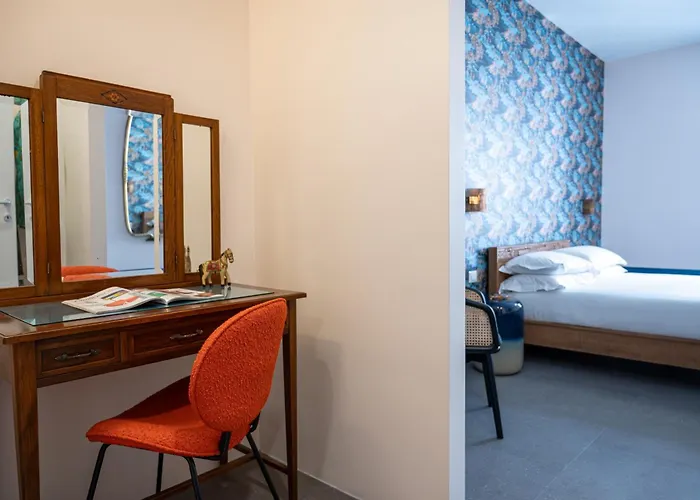 Apartment Trasteverehome - Cisterna Secrets At The Heart Of Trastevere